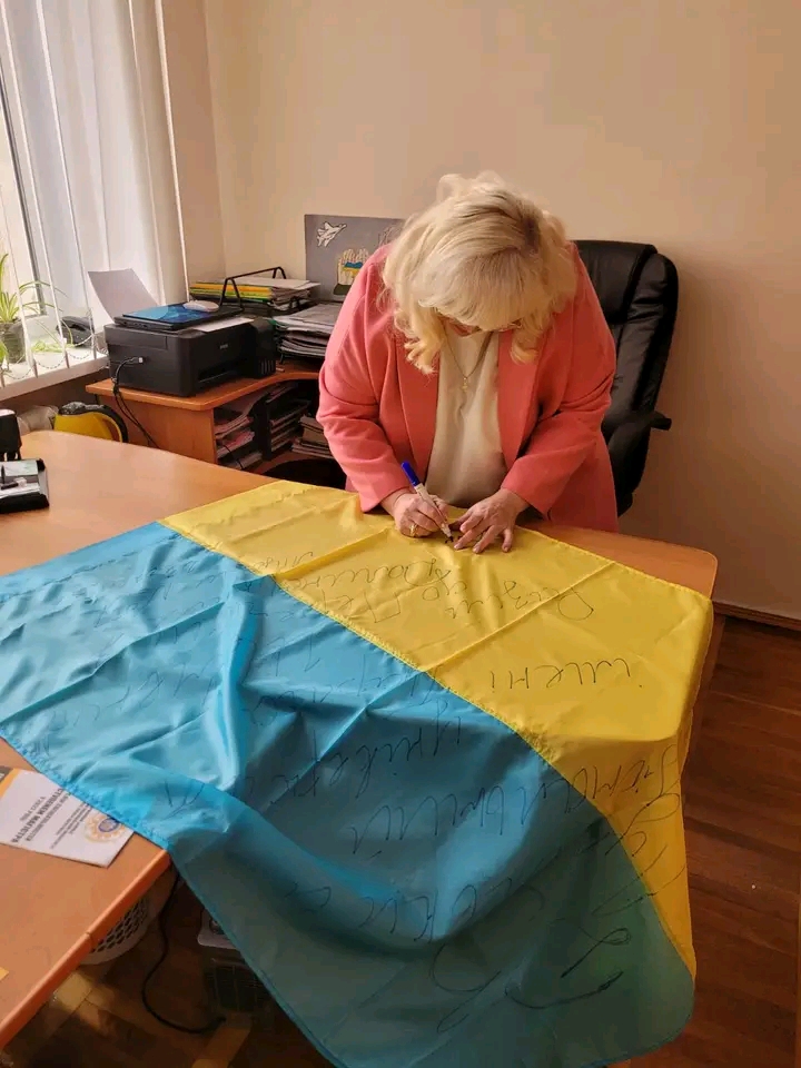 укр прапор 6