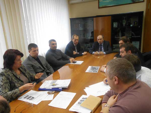 Підприємці Дніпровського району стурбовані непрозорістю нової схеми розміщення ТС