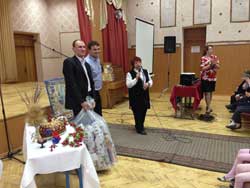 2014-03-14-podarki-05-internat-19-small