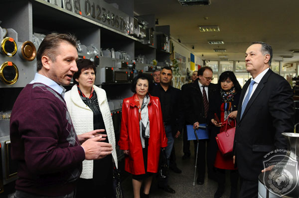 Розширюємо зв’язки з виробниками 