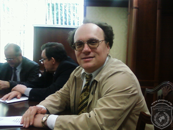 28 квітня експерт «Громадянського Корпусу» з міжнародних зв’язків Олександр Карбачинський взяв участь у засіданні Комітету підприємців малого та середнього бізнесу при Торгово-промисловій палаті України за головування віце-президента Палати М.І. Непрана, присвяченому розгляду проекту нової редакції Закону України «Про ліцензування певних видів господарської діяльності в Україні». У роботі Комітету над законопроектом взяв участь керівник Секретаріату та головний експерт Ради підприємців при Кабінеті Міністрів України А.В. Забловський.