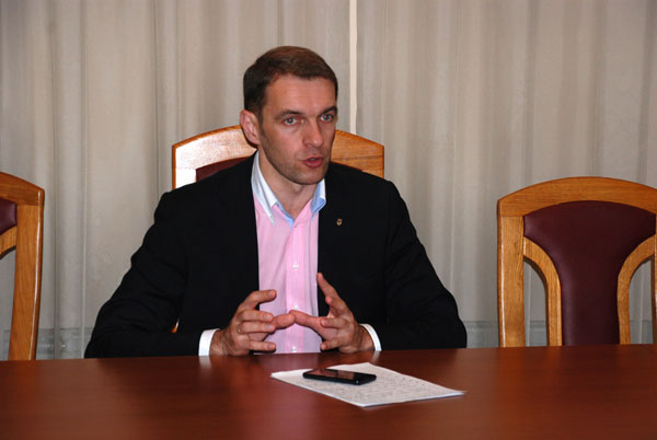 Нарада з проблем розміщення тимчасових споруд відбулася в Печерській РДА