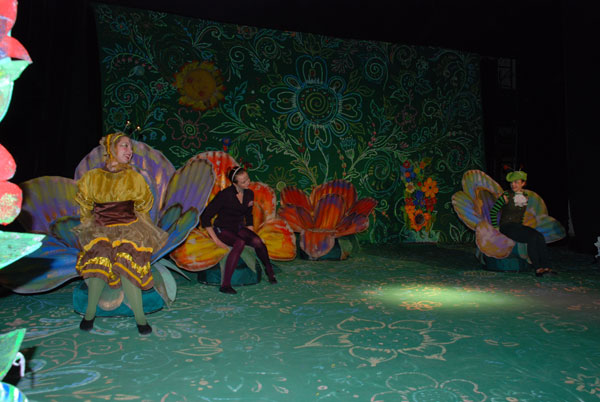 «Муха Цокотуха» на радість дітям 