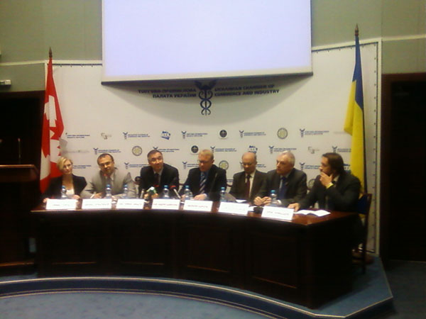 2015 10 27 ukraine canada 01